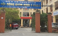 Bắt một Phó Giám đốc Trung tâm Pháp y tỉnh