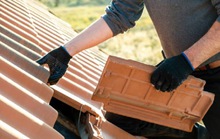 Những vật liệu lợp mái nhà được ưa chuộng năm 2023