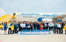 Vietravel Airlines đón đoàn khách quốc tế bay charter đầu tiên tới Khánh Hòa