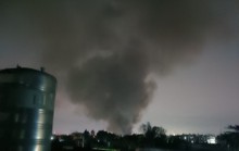 Cháy lớn ở quận 12, cột khói bốc cao