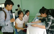 Mượn hồ sơ đi làm: Lợi bất cập hại