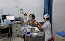 Tăng ca mắc COVID-19: Không phải điều bất thường