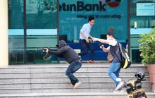 Công an diễn tập bắt một nhóm cướp ngân hàng
