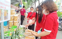 Tôn vinh người lao động đồng hành với doanh nghiệp vượt khó