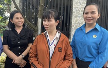 Nữ công nhân ở Bình Dương bật khóc khi được hỗ trợ 100 triệu đồng để xây nhà