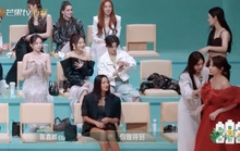 Chi Pu giới thiệu mình may mắn có cơ hội nổi tiếng từ nhỏ!