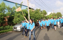 Quyên góp hơn 3 tỉ đồng hỗ trợ công nhân khó khăn
