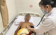 Cứu sống người đàn ông vỡ phình động mạch chủ đến từ Campuchia