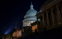 Mỹ: Dự luật trần nợ vượt ải Thượng viện nhờ thỏa thuận kỳ lạ
