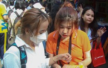 Nhọc nhằn sinh viên làm thêm