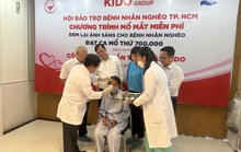 Ca phẫu thuật mắt thứ 700.000 của Hội Bảo trợ Bệnh nhân nghèo TP HCM