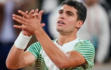 Roland Garros 2023: Djokovic vào chung kết, Alcaraz gục ngã vì quá tải