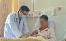 Ngã gục trên đường đi làm về, ngưng thở
