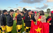 THƯ AUCKLAND: Người Việt ở New Zealand thể hiện tình yêu đội tuyển