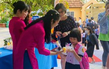 Hơn 100.000 học sinh lớp 1 TP HCM tựu trường