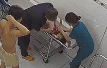 Cháu bé 2 tuổi chết bất thường, tạm giữ người tình của mẹ bé