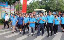 Chạy bộ gây quỹ hỗ trợ công nhân khó khăn