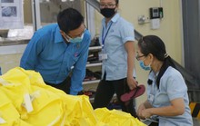 Hợp sức vượt khó