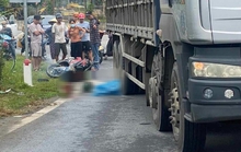 Va chạm xe tải, 2 người phụ nữ đi xe máy bị cán thương vong