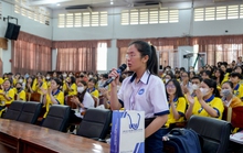 Nữ sinh khiếm thị chinh phục cánh cổng đại học