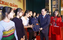 Ưu tiên chăm lo cho sự nghiệp giáo dục
