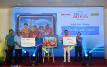 Giải Golf "Tôi yêu Việt Nam": Ca sĩ Tuấn Hưng đấu giá thành công bức tranh 300 triệu đồng