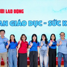 Đứng gần sự sống và trân trọng giá trị làm nghề!