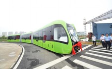 Trung Quốc ra mắt xe “3 trong 1” không cần đường ray
