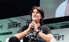 CEO ứng dụng 47 tỷ USD WeWork làm thế nào chế ngự “cái tôi”?