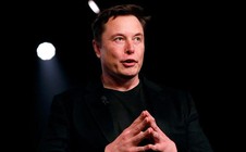 Chưa đầy nửa năm, tài sản của Elon Musk đã “bốc hơi” 4,9 tỉ USD