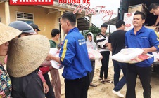 420 suất quà của Sơn Nasun dành tặng các hộ dân Miền Trung bị ảnh hưởng lũ lụt.