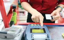 Ngân hàng Nhà nước nói gì về thẻ từ ATM sau ngày 31-12?