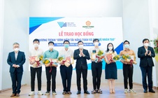 Đại học Quốc gia TP HCM hợp tác Tập Đoàn Hưng Thịnh ươm mầm tài năng toán và trí tuệ nhân tạo