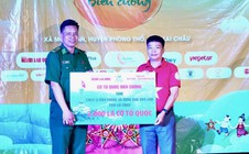 Hàng ngàn lá cờ Tổ quốc đến với người dân vùng biên giới tỉnh Lai Châu