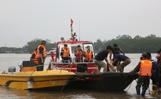 Thủ tướng Chính phủ chỉ đạo tập trung tìm kiếm người mất tích trong vụ lật thuyền