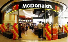 McDonald's Việt Nam xin lỗi vì quảng cáo "kém duyên"