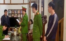 Để học sinh ngồi "nhầm chỗ", cựu trưởng phòng giáo dục bị bắt