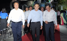 Bí thư Trần Lưu Quang dự chương trình nghệ thuật chào mừng Đại hội Đảng bộ TP HCM thành công