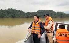 Bão "Thần Gió" đến gần, tân Chủ tịch TP Huế chỉ đạo khẩn trương ứng phó