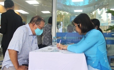 Đã ngưng khám BHYT nhưng bệnh nhân vẫn đăng ký, bệnh viện nói gì?