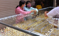 Giá vàng hôm nay 11-11: Tăng rất mạnh, lập đỉnh trong hai tuần qua