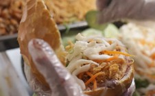 Tăng cường kiểm tra, giám sát các cơ sở tương tự "Bánh mì cóc Cô Bích"