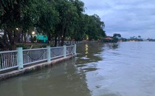 Mực nước trên sông Đồng Nai và La Ngà vẫn cao, nhiều địa phương phải hết sức đề phòng 