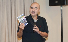 Đạo diễn Bùi Thạc Chuyên: "Ngừng quay vì người dân hát karaoke"