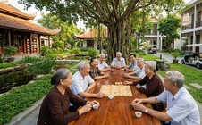 Nhu cầu chăm sóc người cao tuổi tại Việt Nam sẽ tăng mạnh trong 10 năm tới