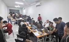 Khởi tố 63 đối tượng tại một công ty công nghệ làm việc cho "trùm cờ bạc" Campuchia