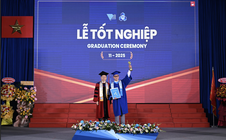 Điều nhắn gửi của Hiệu trưởng Trường ĐH Bách khoa khiến sinh viên tốt nghiệp xúc động