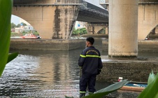 Công an TPHCM đang tìm người đàn ông nhảy cầu Bình Lợi