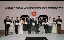 60 mẫu thiết kế Haute Couture "đã mắt" trình diễn tại Việt Nam