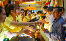 Ngóng ngày được cấp phép nhập khẩu vàng